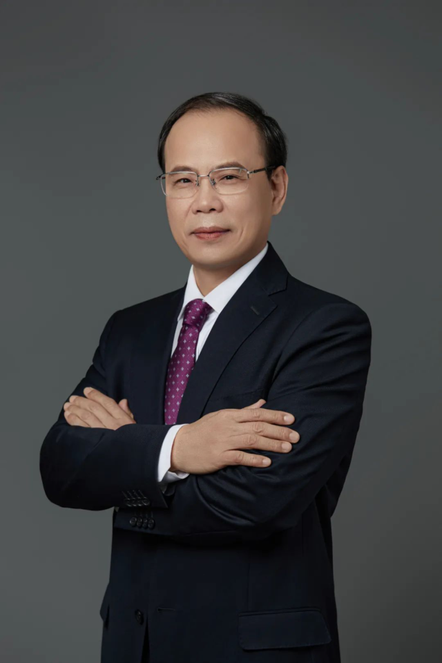 广东工业大学校长邱学青。